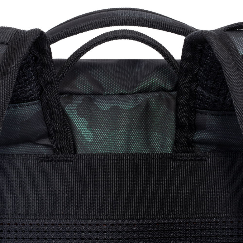 Рюкзак для ноутбука 15.6" RIVACASE, 7631 navy camo