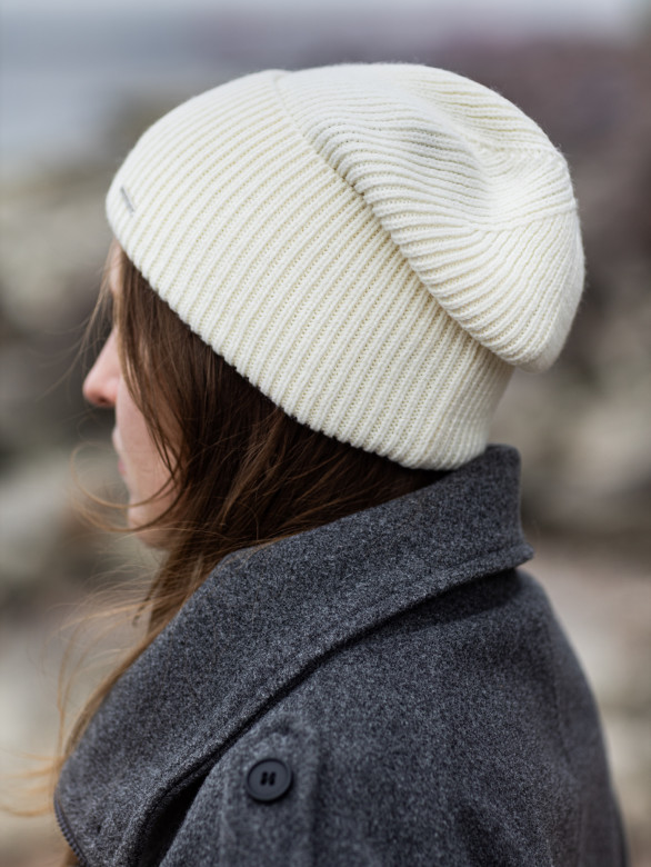 Шапка женская 12089 MARHATTER белый (56-58)