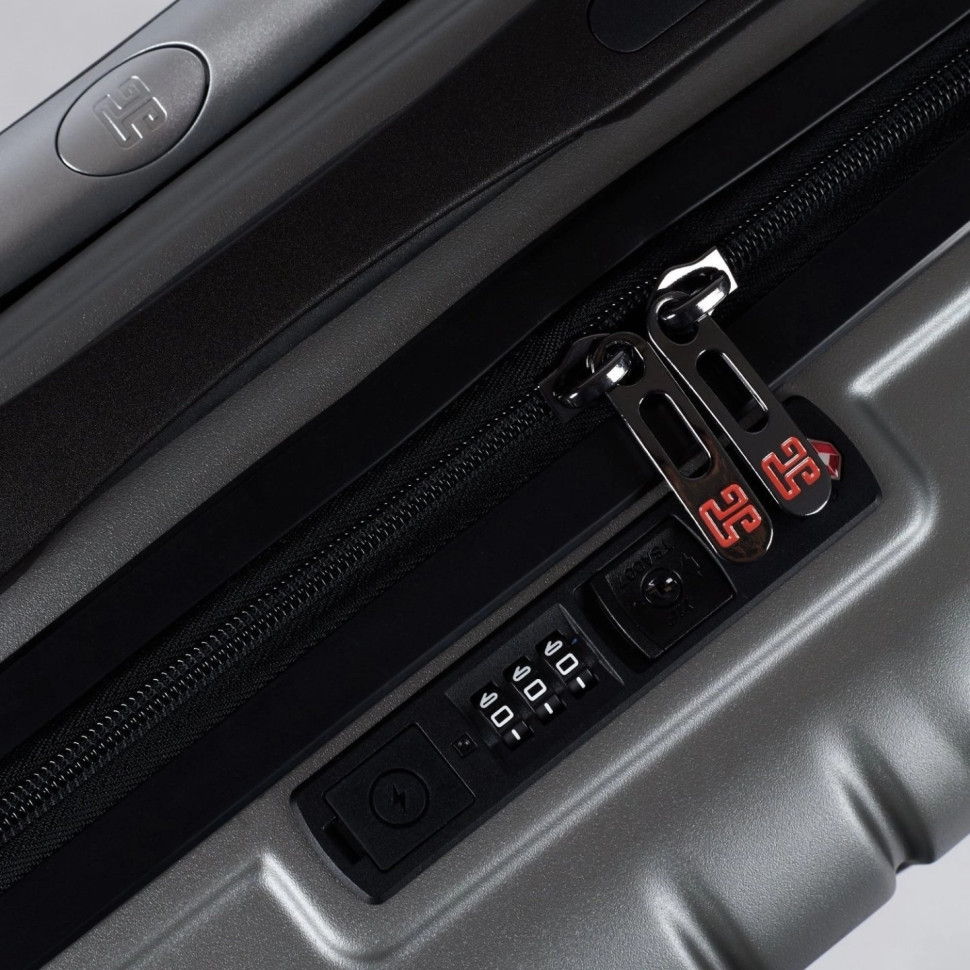 Чемодан Eberhart Phantom 15P-004 4 колеса золото