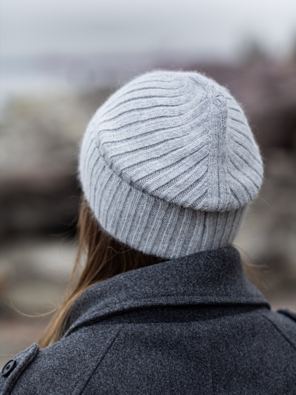 Шапка женская 11542 MARHATTER светло-серый (56-58)