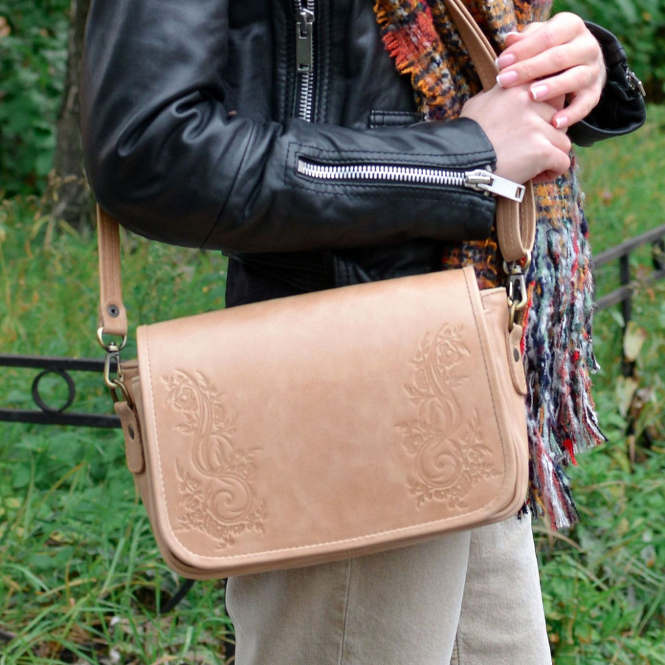 Бежевая женская кожаная сумка Natalia Kalinovskaya «Лана» С93 Бежевая женская кожаная сумка Natalia Kalinovskaya «Лана» С93