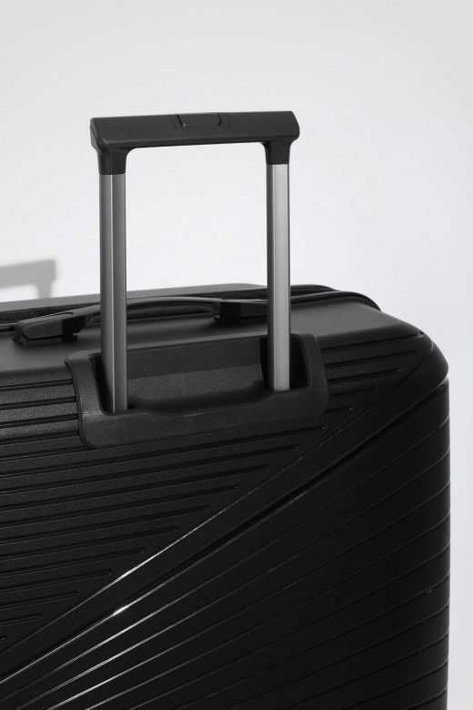 Чемодан Eberhart 49M Miracle полипропилен Чемодан Eberhart 49M Miracle полипропилен