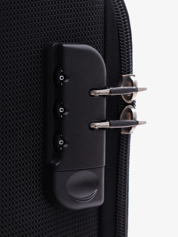 Чемодан для ручной клади Rion+, 453/4 18" Чемодан для ручной клади Rion+, 453/4 18"