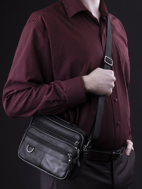 Сумка мужская  Baggins 8721 черная