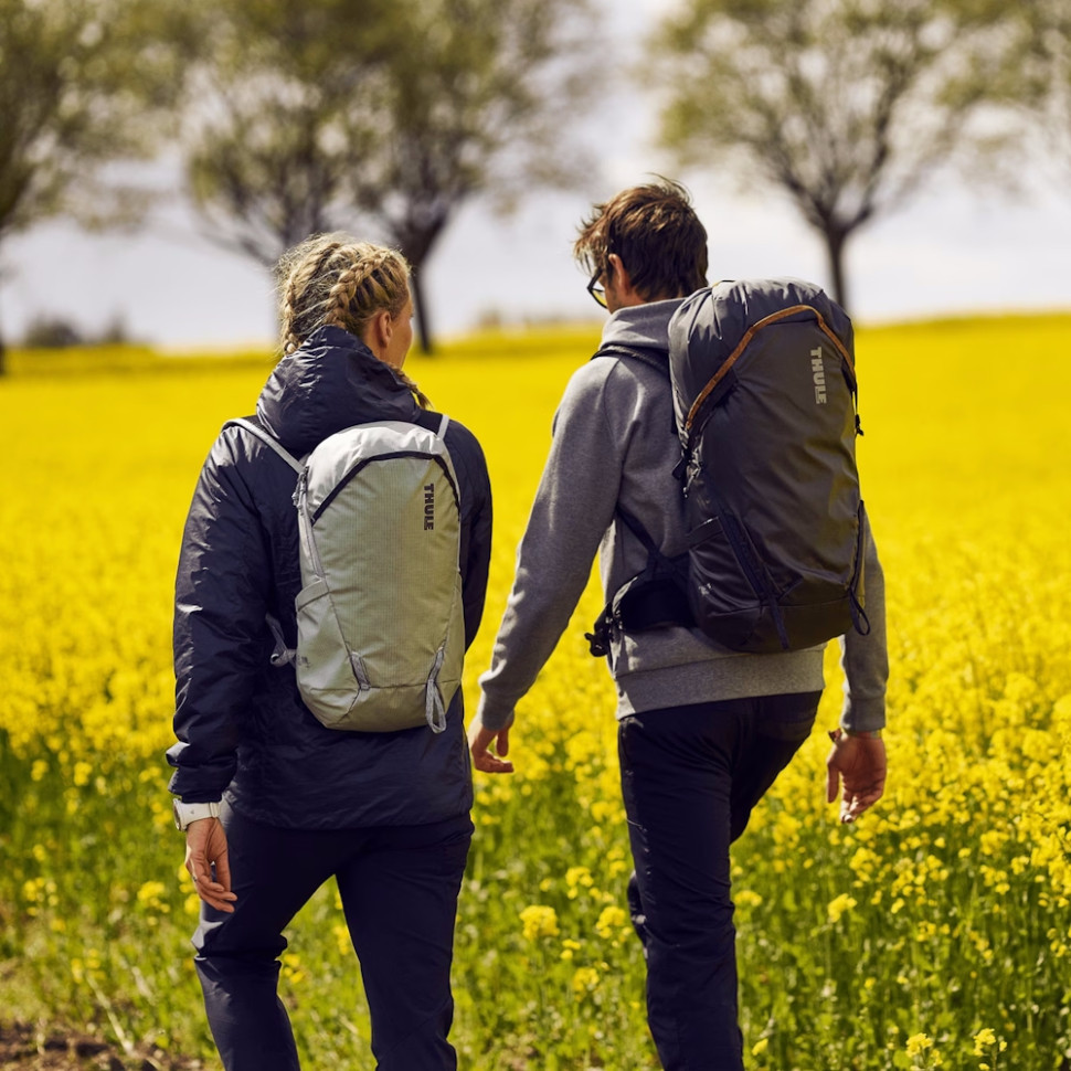 Туристический рюкзак Thule Stir 18L 3204088 Obsidian Туристический рюкзак Thule Stir 18L 3204088 Obsidian