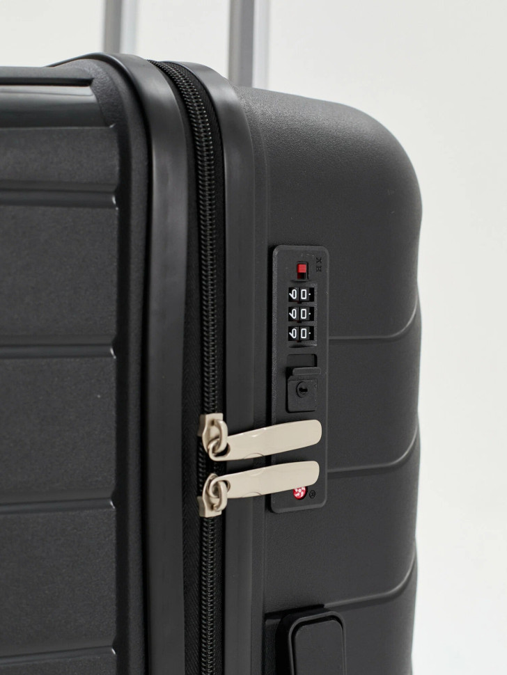 Чемодан L'Case, Basel без расширения